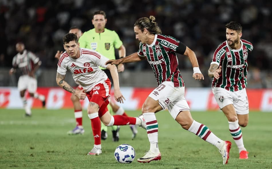 Fluminense avança às quartas da Copa do Brasil após empate com o Internacional no Maracanã