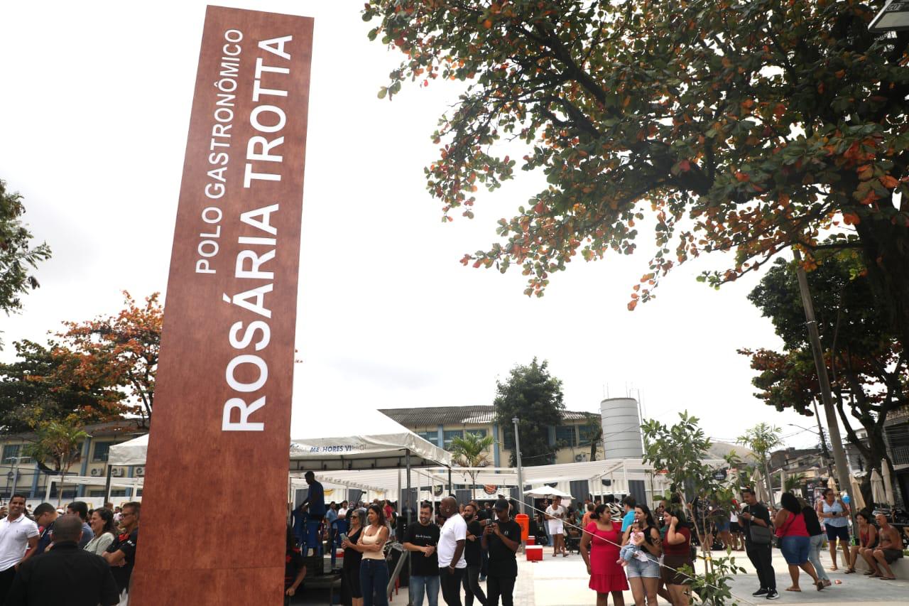 Prefeitura do Rio entrega títulos de propriedade em Bangu e inaugura praça revitalizada em Campo Grande