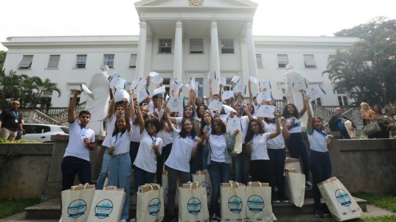 Alunos da rede municipal recebem prêmios na 3ª edição do Concurso Jovem Cidadão Carioca