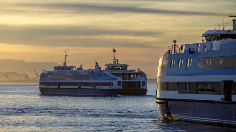 Linha Arariboia das barcas tem alta de 150% e 84 viagens extras no pré-Carnaval