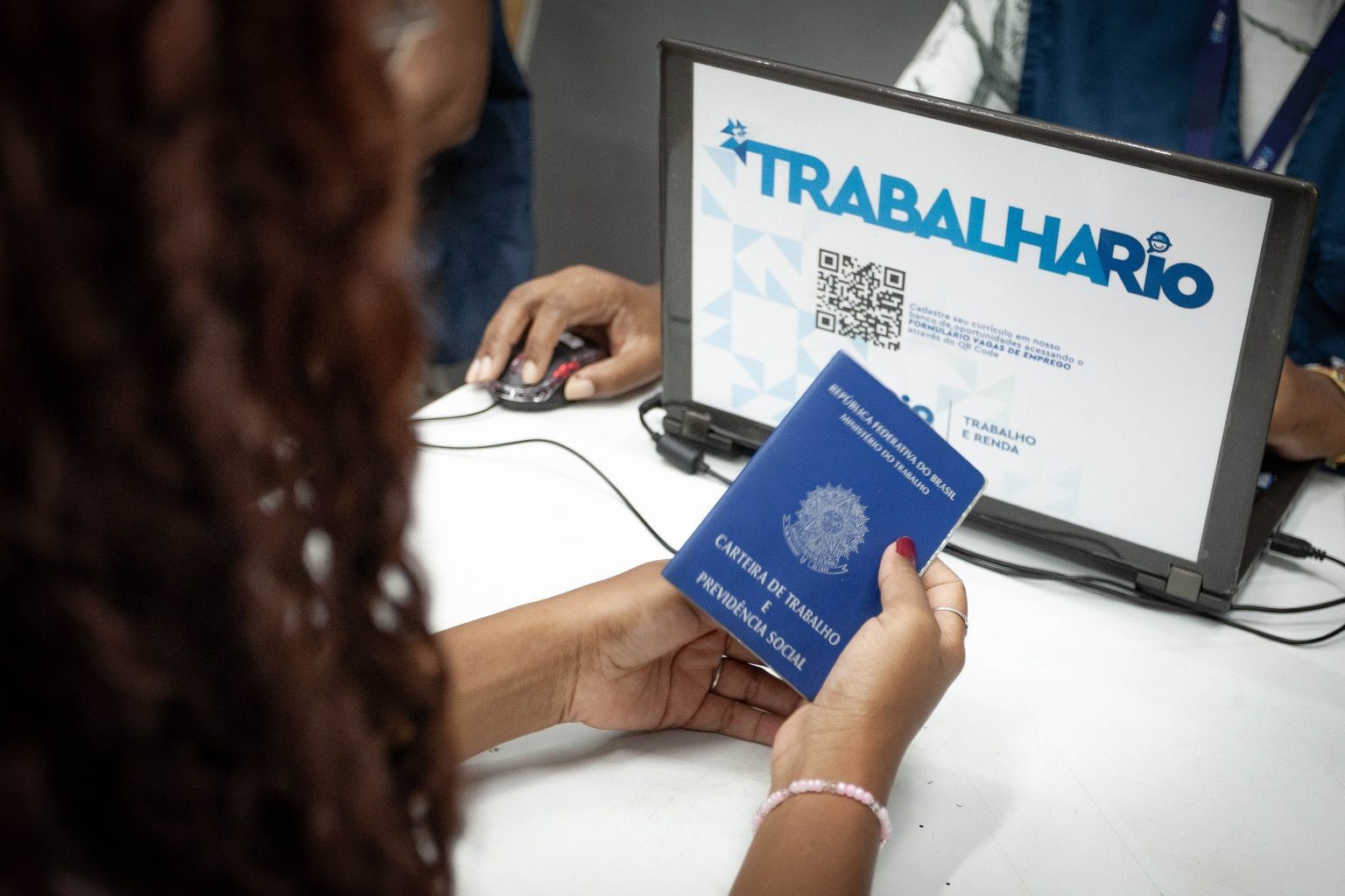 Rio de Janeiro abre 1.176 vagas de emprego na última semana de fevereiro