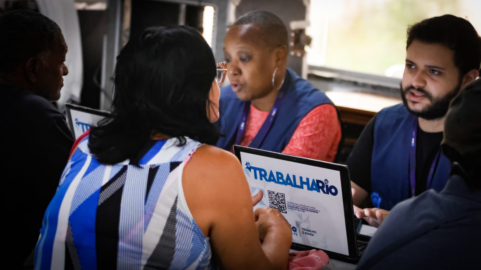 Início do Carnaval movimenta mercado com 1.131 oportunidades de trabalho