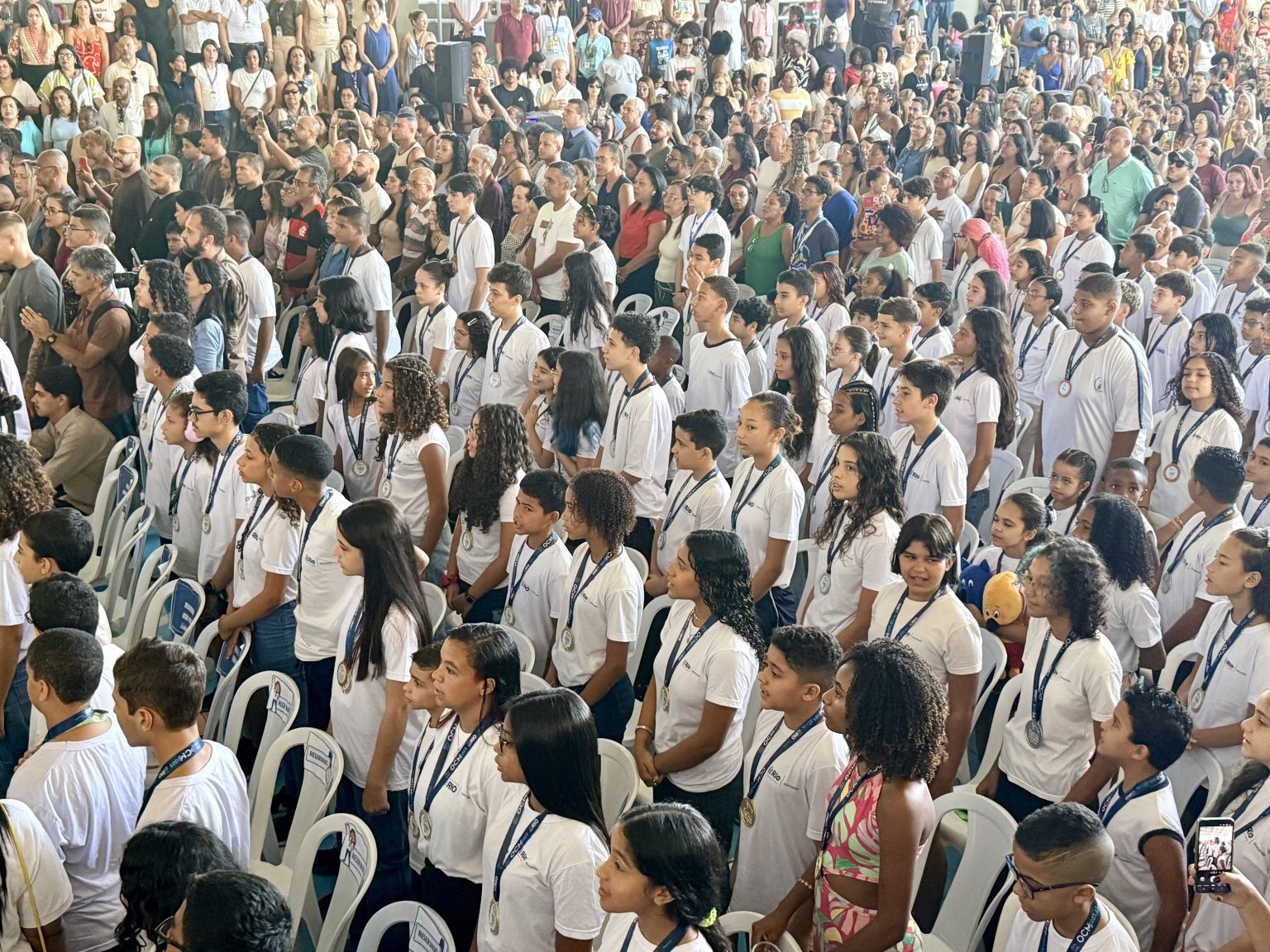 Alunos premiados recebem medalhas da Olimpíada Carioca de Matemática 2025
