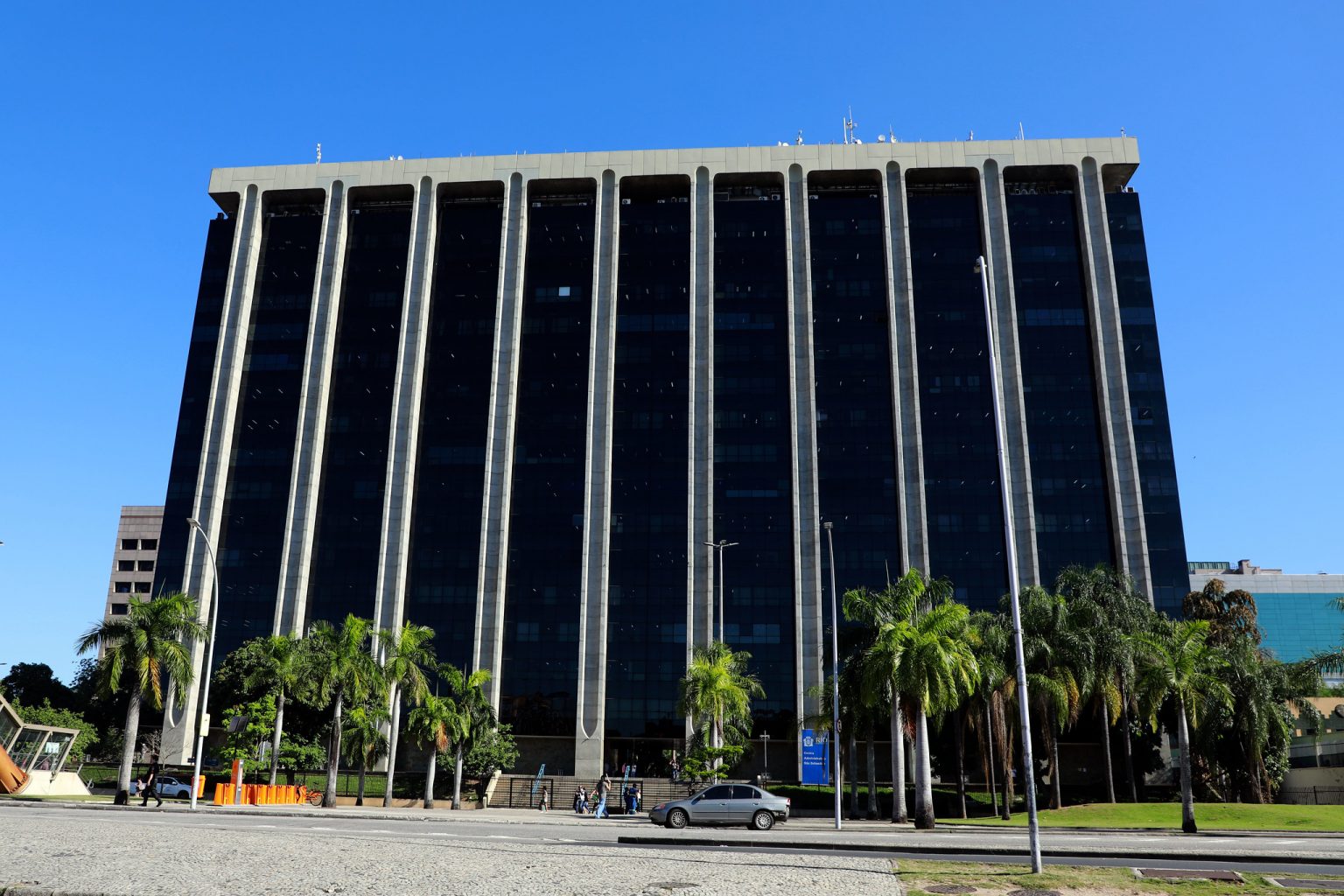 Gestão municipal encaminha projeto à Câmara do Rio para fixar teto de 5% em cargos comissionados