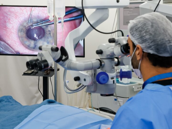 Primeiro transplante de córnea é realizado no Centro Carioca do Olho