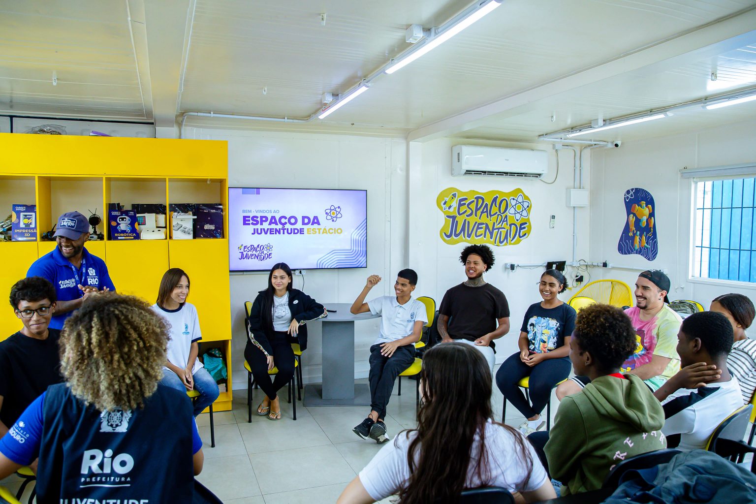 Inscrições abertas para 3,5 mil vagas em cursos gratuitos nos Espaços da Juventude