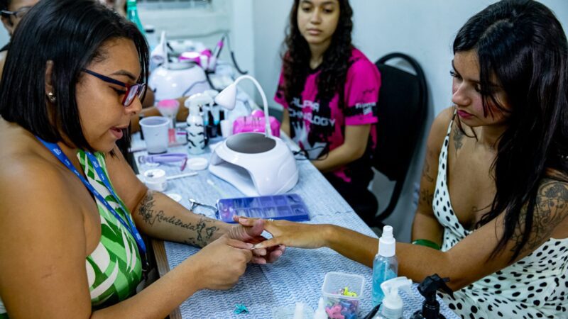 JUVRio abre 250 vagas para curso gratuito de redação e qualificação profissional