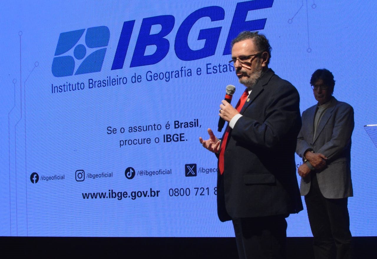 IBGE divulga publicação Agenda 2030 e G20 e Atlas Geográfico Escolar em evento na Casa G20 no Rio de Janeiro