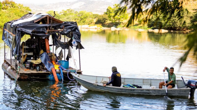 Operação conjunta reprime extração ilegal no Rio Paraíba do Sul em São Fidélis