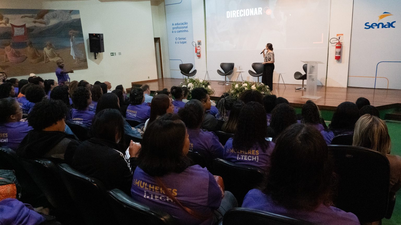 Prefeitura do Rio Lança Curso Mulheres.Tech com Participação de Mais de Mil Alunas