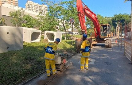 Prefeitura do Rio Inicia Obra de Drenagem na Estrada da Gávea, em São Conrado