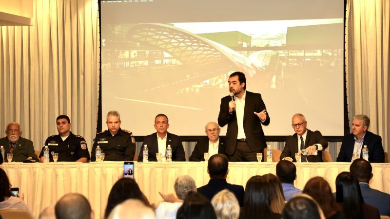 Governador Destaca Avanços na Segurança e seu Impacto no Desenvolvimento Econômico em Encontro com Empresários