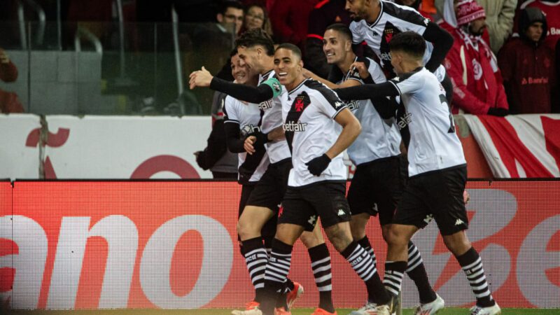 Vasco vence Inter e conquista primeira vitória fora de casa na Série A