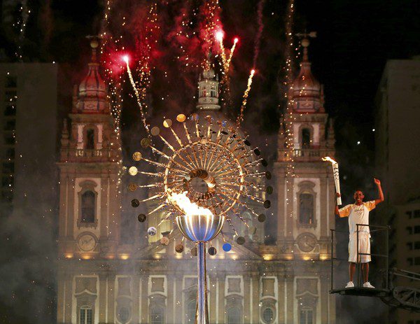 Pira Olímpica do Rio 2016 Será Reacesa nos Jogos de Paris