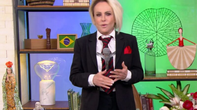 Ana Maria Braga homenageia Silvio Santos e joga aviãozinho no ‘Mais Você‘