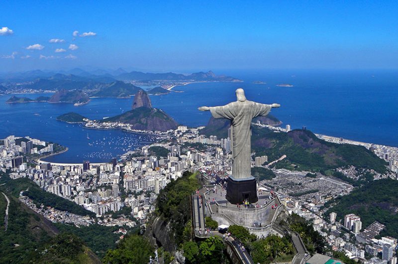 Proibição de Helicópteros de Turismo Próximos ao Cristo Redentor no Rio