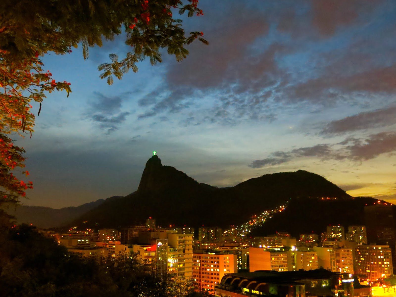 O fim de semana promete chuvas no Rio, mas na segunda-feira as temperaturas voltam a subir