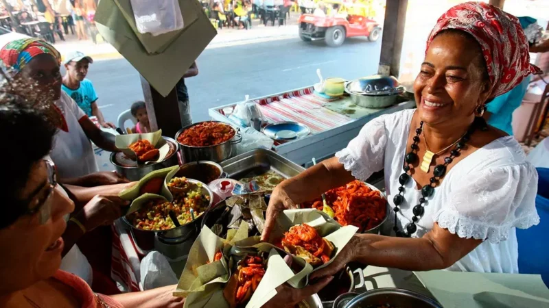 22 à 24 de novembro acontecerá o Festival de Acarajé na Praça Mauá, com shows e gastronomia afro-brasileira