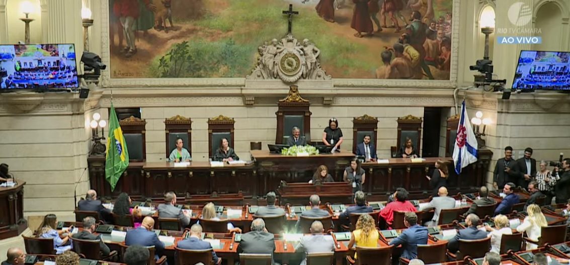 Prefeito e vereadores do Rio são diplomados pelo Tribunal Regional Eleitoral