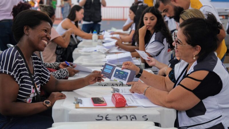 Governo do Estado investe R$ 180 milhões no Cartão Recomeçar